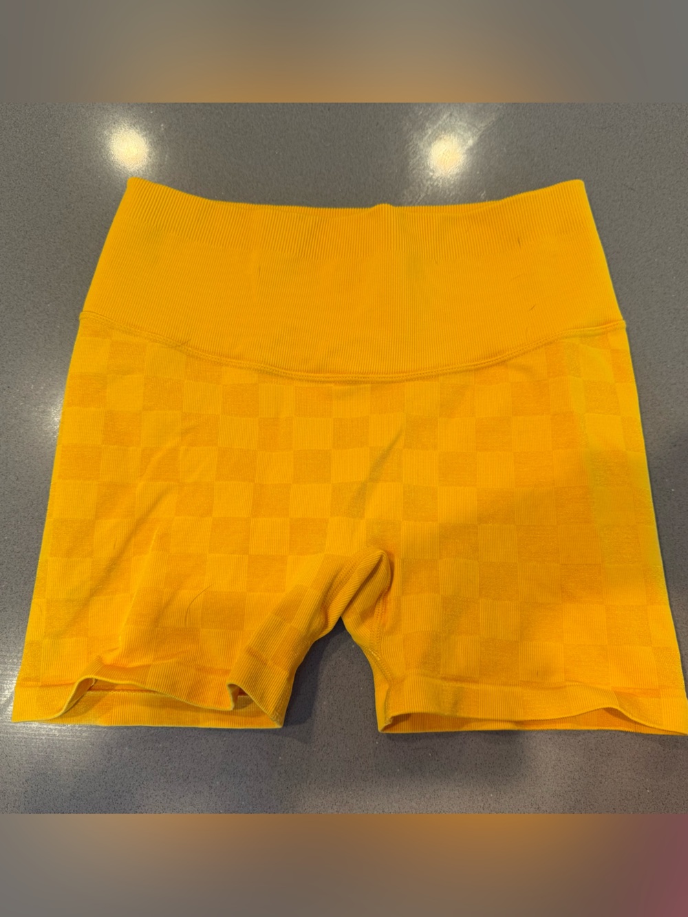 JoyLab Jacquard Seamless Bike Shorts – Yellow – Size Small EUC - Picture 3 of 3
